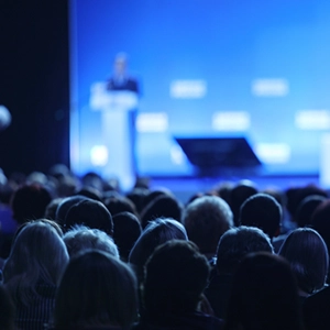 Participación en eventos y actividades científicas